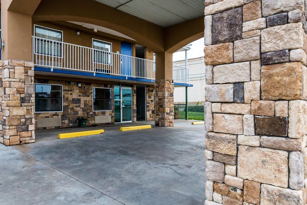 Econo Lodge Mineral Wells Eksteriør billede